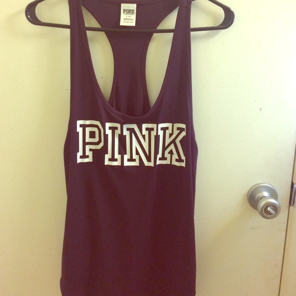Pink tank top never got to where it fit me to big