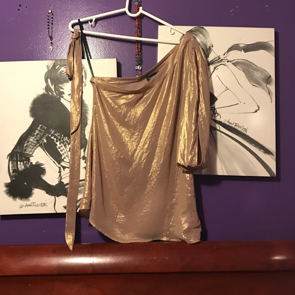 Bebe off the shoulder gold top!