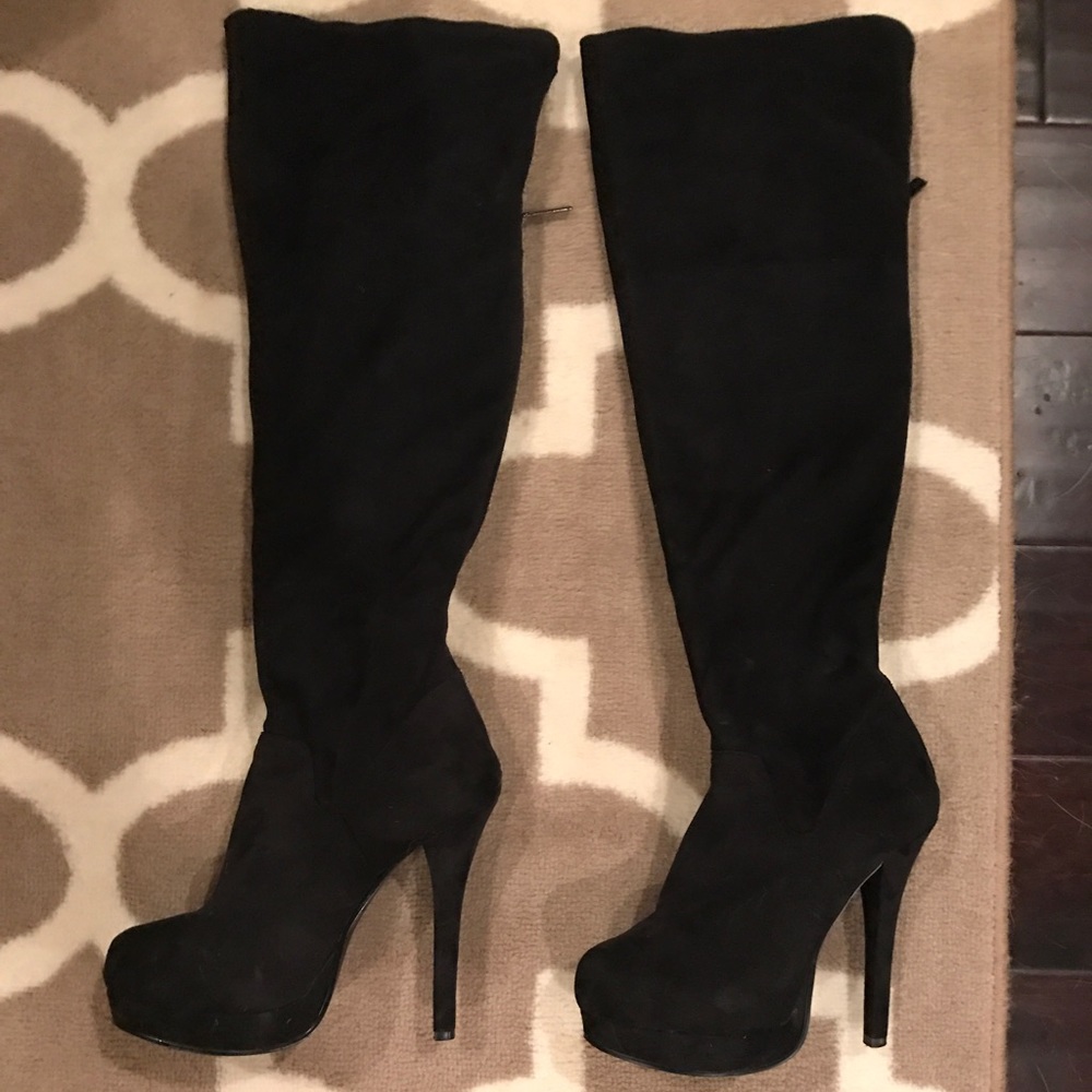 Kardashian Black boots
