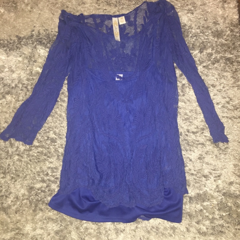 Blue lace top