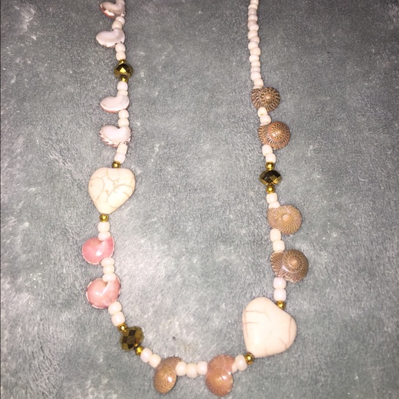 Shell necklace - Picture 2 of 2