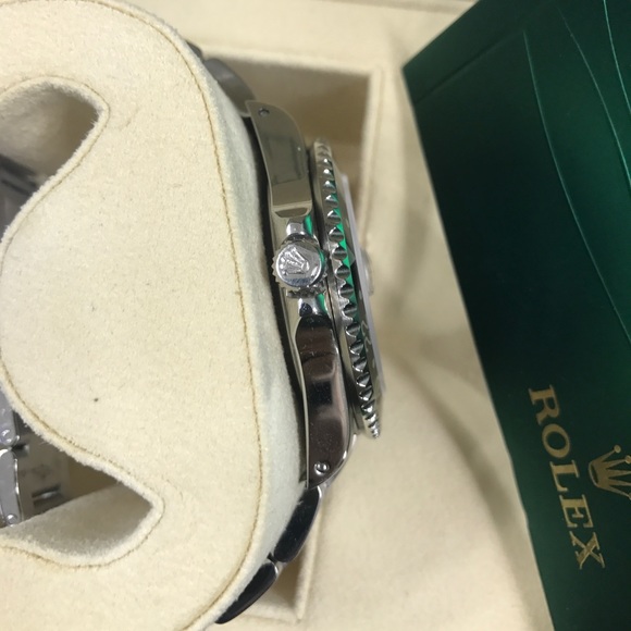 Rolex GMT master 2 Coke Dial 16710 - Picture 5 of 6