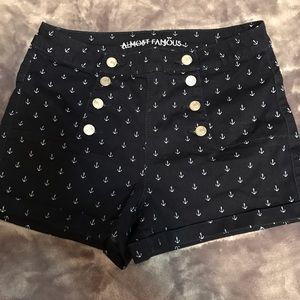 Almost famous navy high waisted anchor short