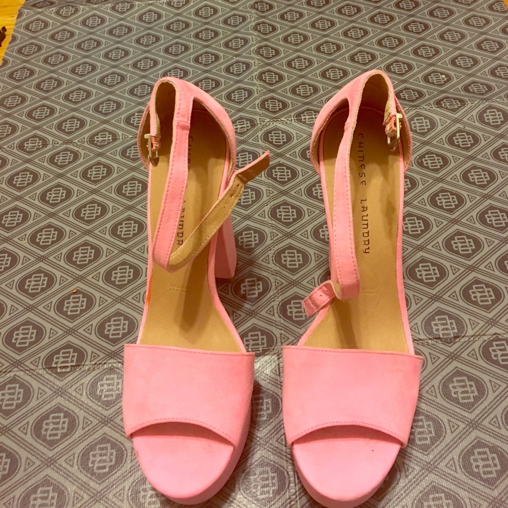 PINK Chinese Laundry pumps! Never worn before!