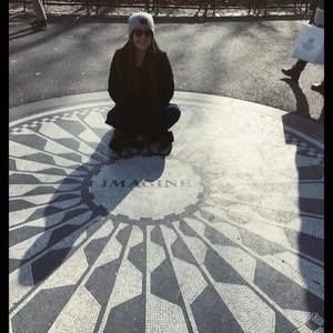 Meet your Posher, Caitlin