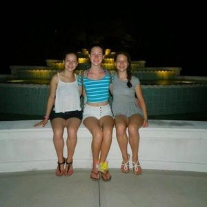 Meet your Posher, Alexis