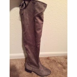 (Beige) Over-the-Knee boots.