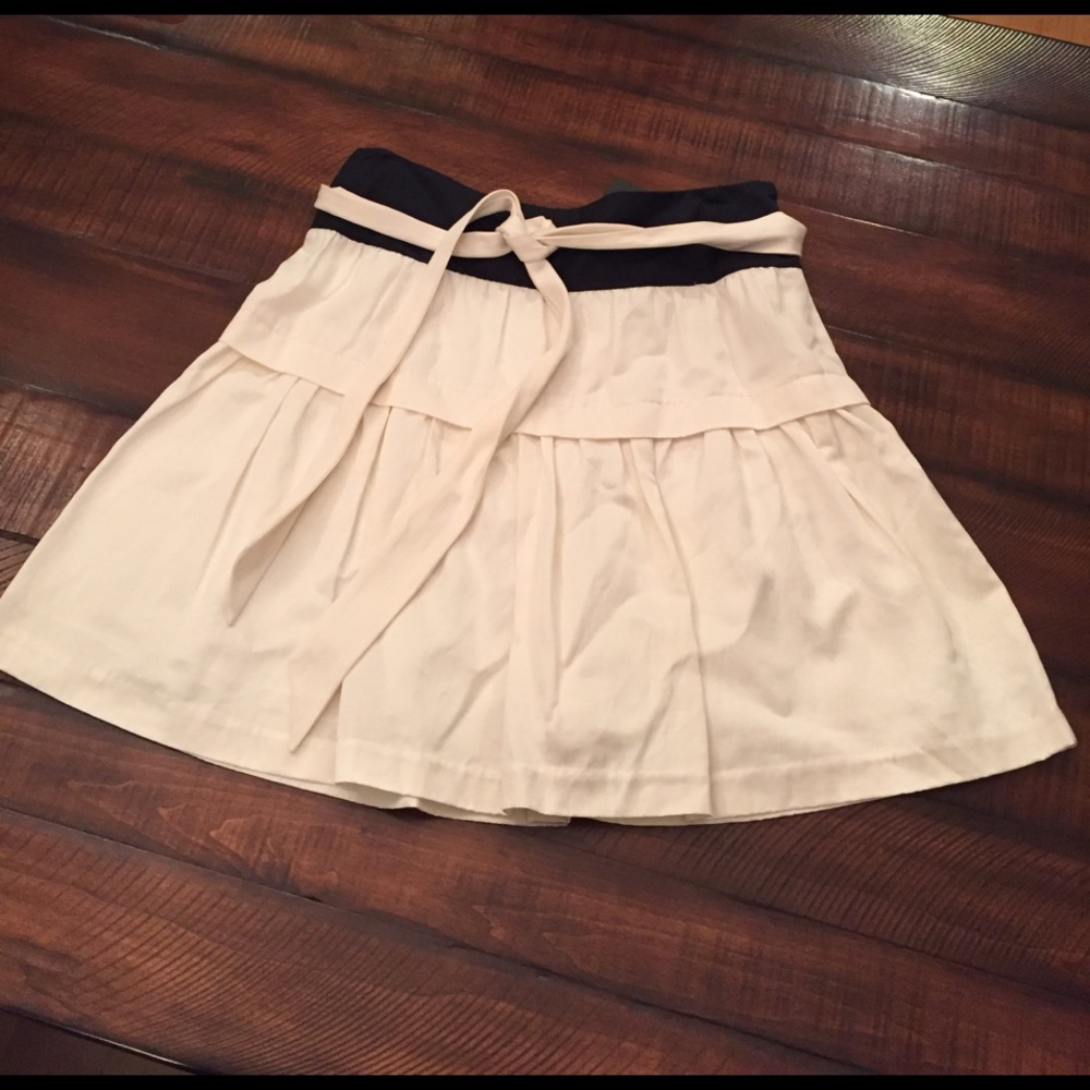 Club Monaco White Skirt Belted