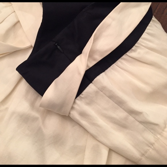 Club Monaco White Skirt Belted - Picture 6 of 6