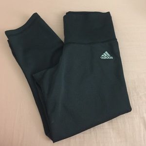 XS Adidas Black Capri