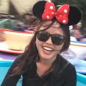 Meet your Posher, Eva