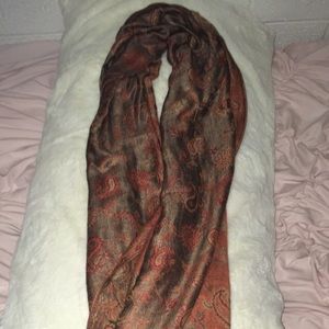 (Never been worn) pashmina scarf