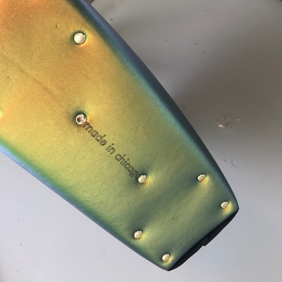 Gold Tote - Picture 8 of 8