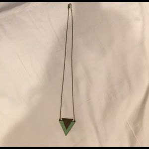 NWOT!! Arrow pendant necklace