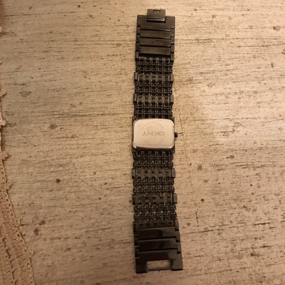 DKNY Watch - Picture 3 of 4