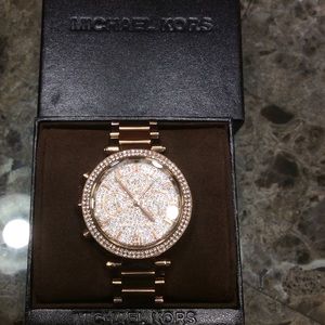 Michael KORS watch ⌚️😍😍🌺