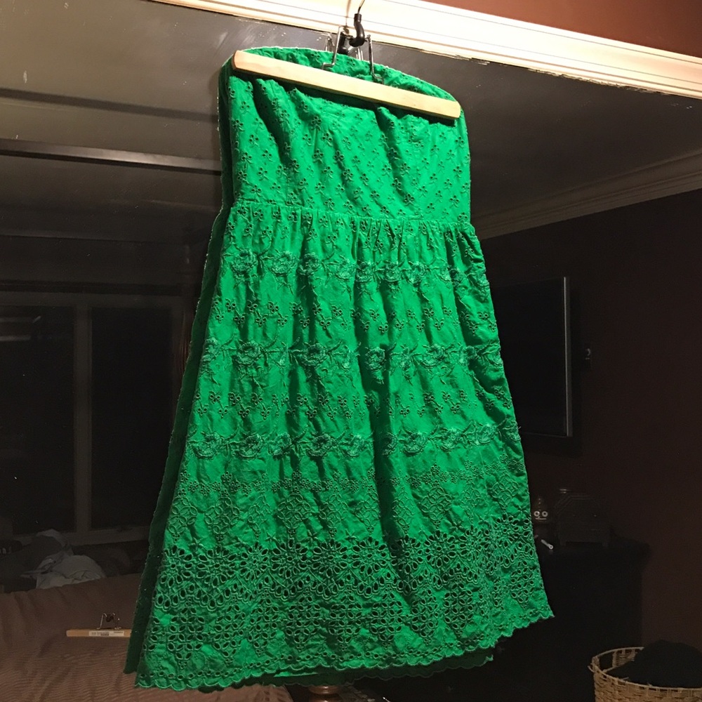 Beautiful Grass Green Old Navy Dress