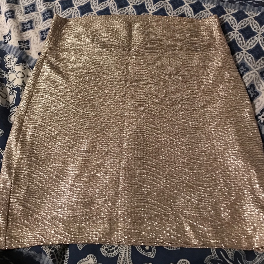Silver mini skirt 🎀