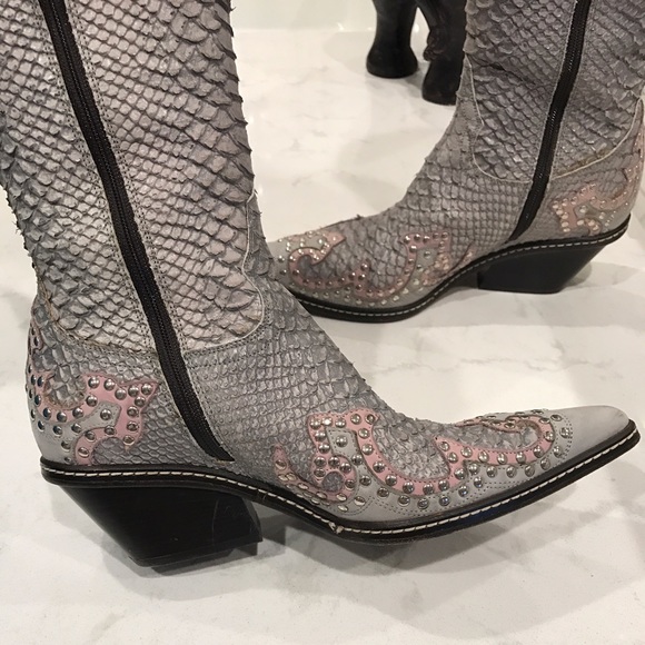 🚫SOLD🚫DONALD J PLINER SNAKESKIN BOOTS JACKIE - Picture 5 of 7