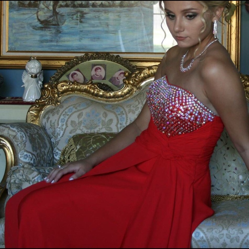 Red Prom Dress - Picture 3 of 4