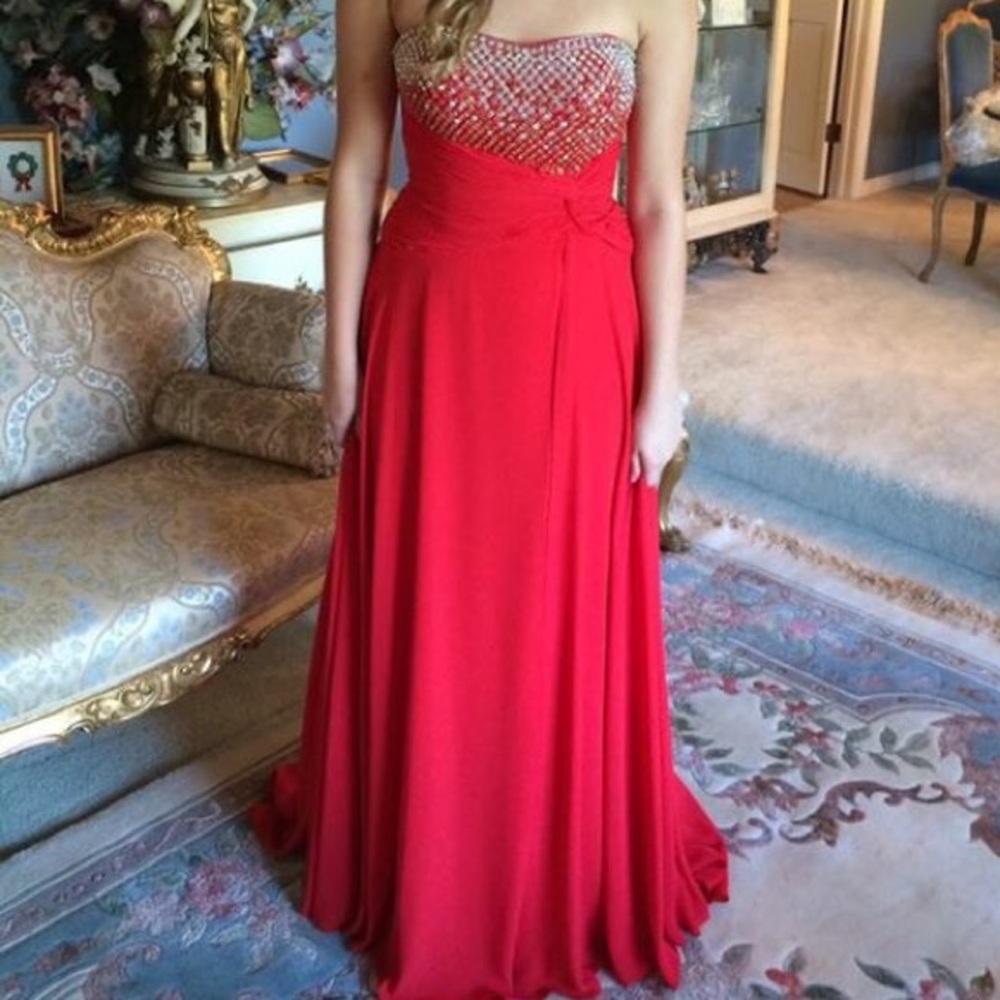 Red Prom Dress - Picture 4 of 4