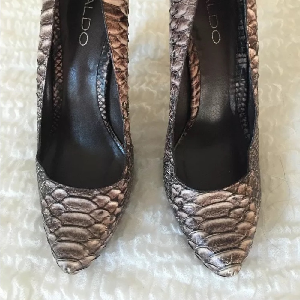 Aldo brown snakeskin pumps 38