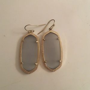 Kendra Scott elle earrings