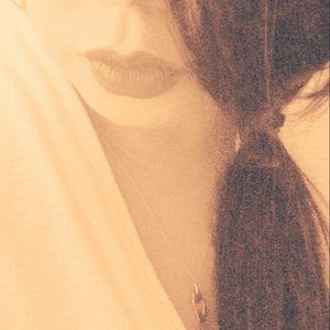 Meet your Posher, Beatriz