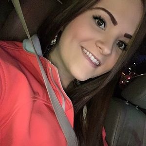 Meet your Posher, Bri