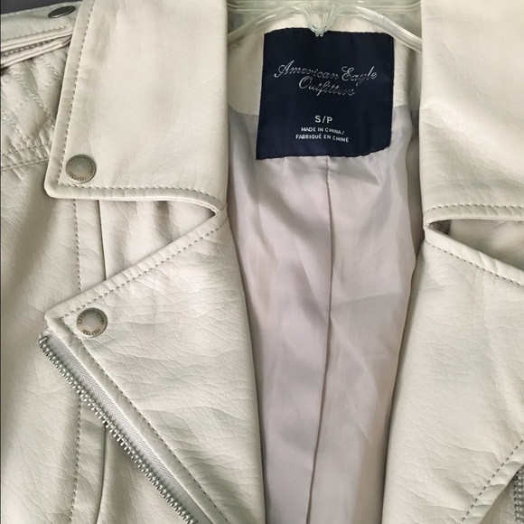 American Eagle leather jacket - Picture 3 of 3