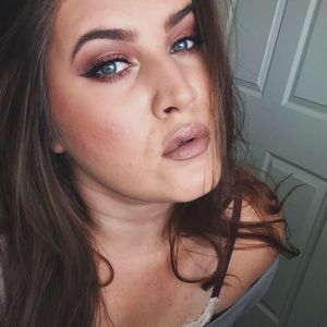 Meet your Posher, Jacki