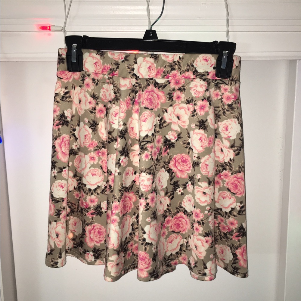 Comfy Floral Skater Skirt