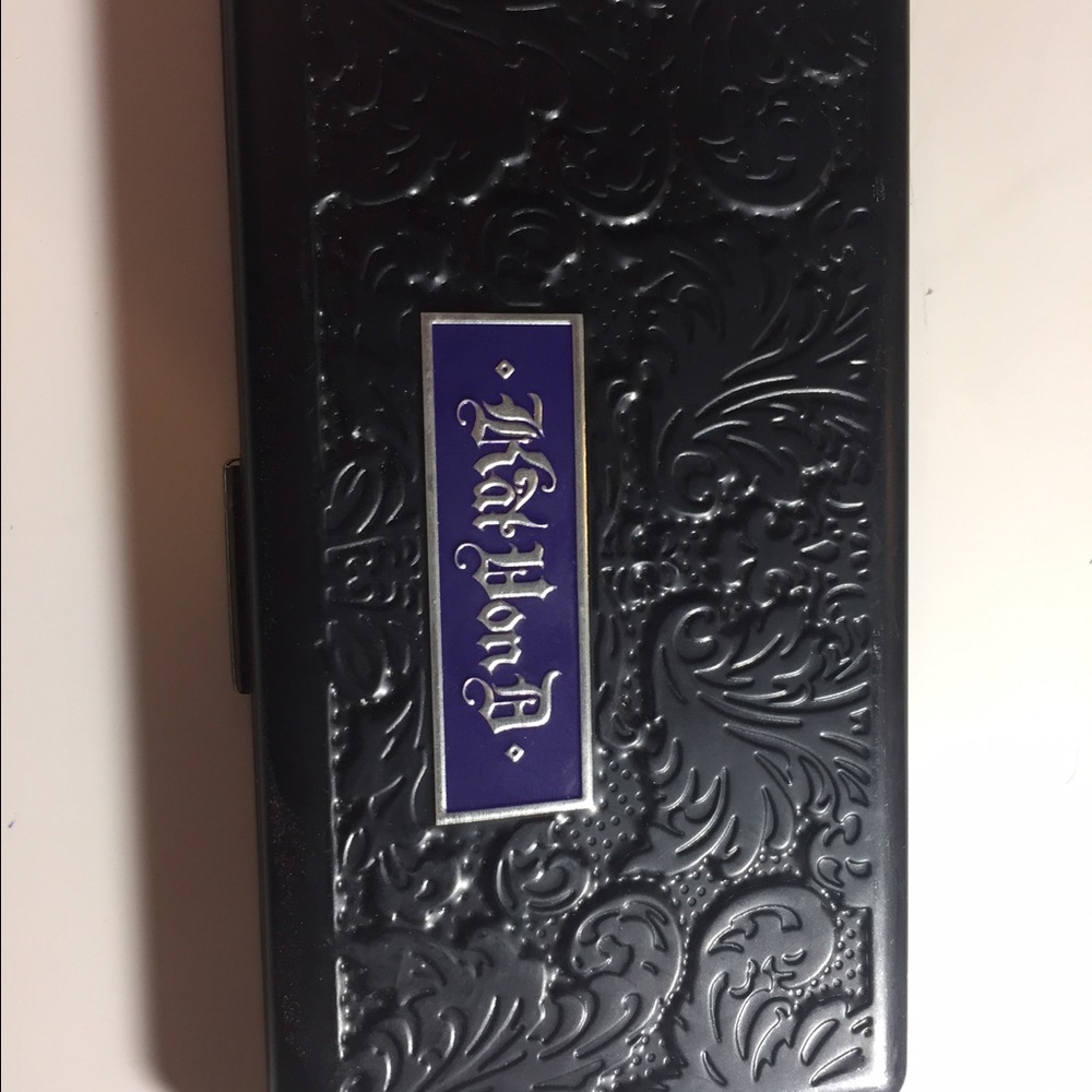 Kay Von D Poetica Palette