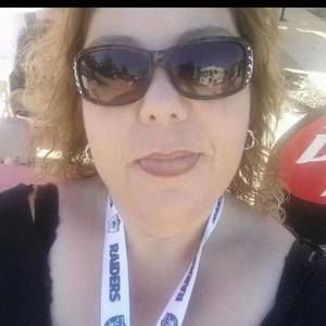 Meet your Posher, Deane