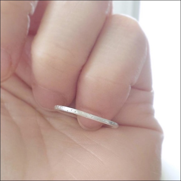 Stardust 925 Sterling Silver Dotted Ring - Picture 3 of 6