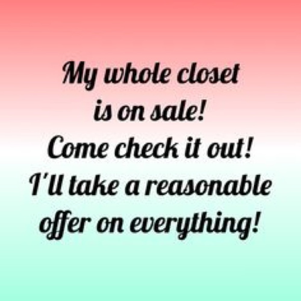 🎊🎉🎊Check out my clean-out SALE CLOSET CLOSING SALE!!!🎊🎉The pics in