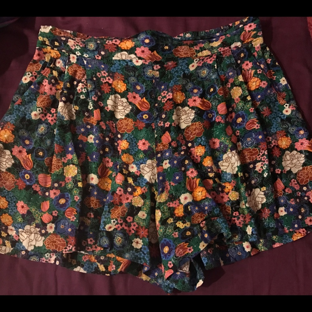 American Rag Cie Floral Shorts