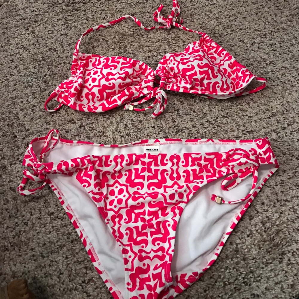 Old navy bikini bathing suit