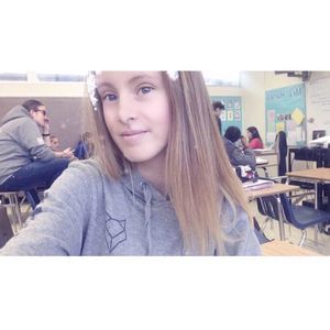 Meet your Posher, Crystal