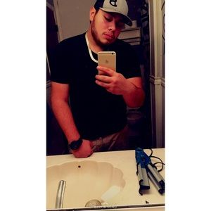 Meet your Posher, Ernest