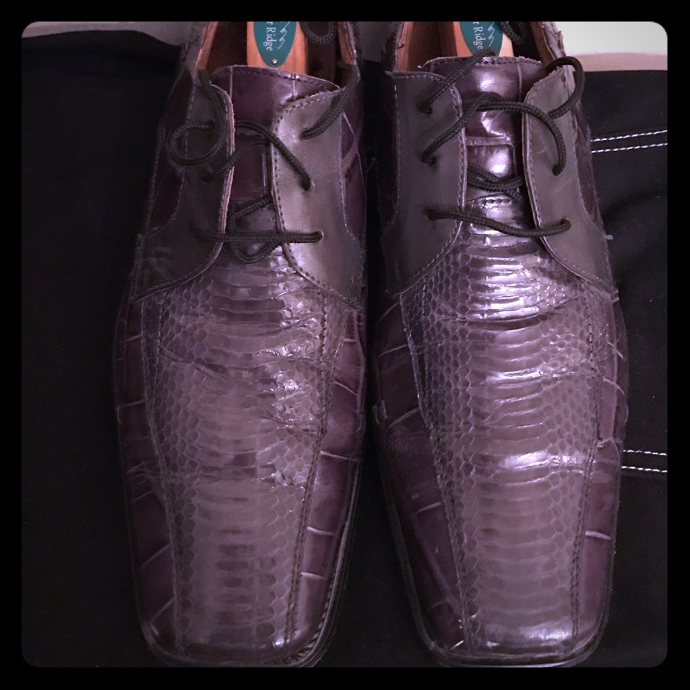 Dress shoes block toe