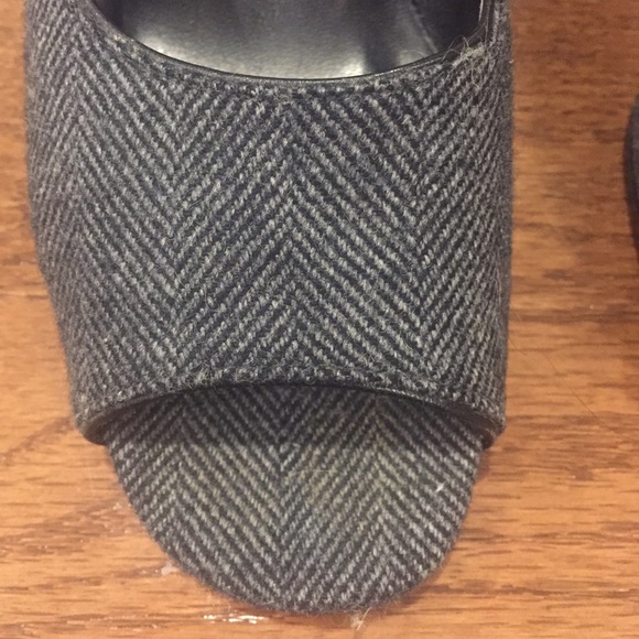 Tweed Peep Toe Pump - Picture 4 of 4