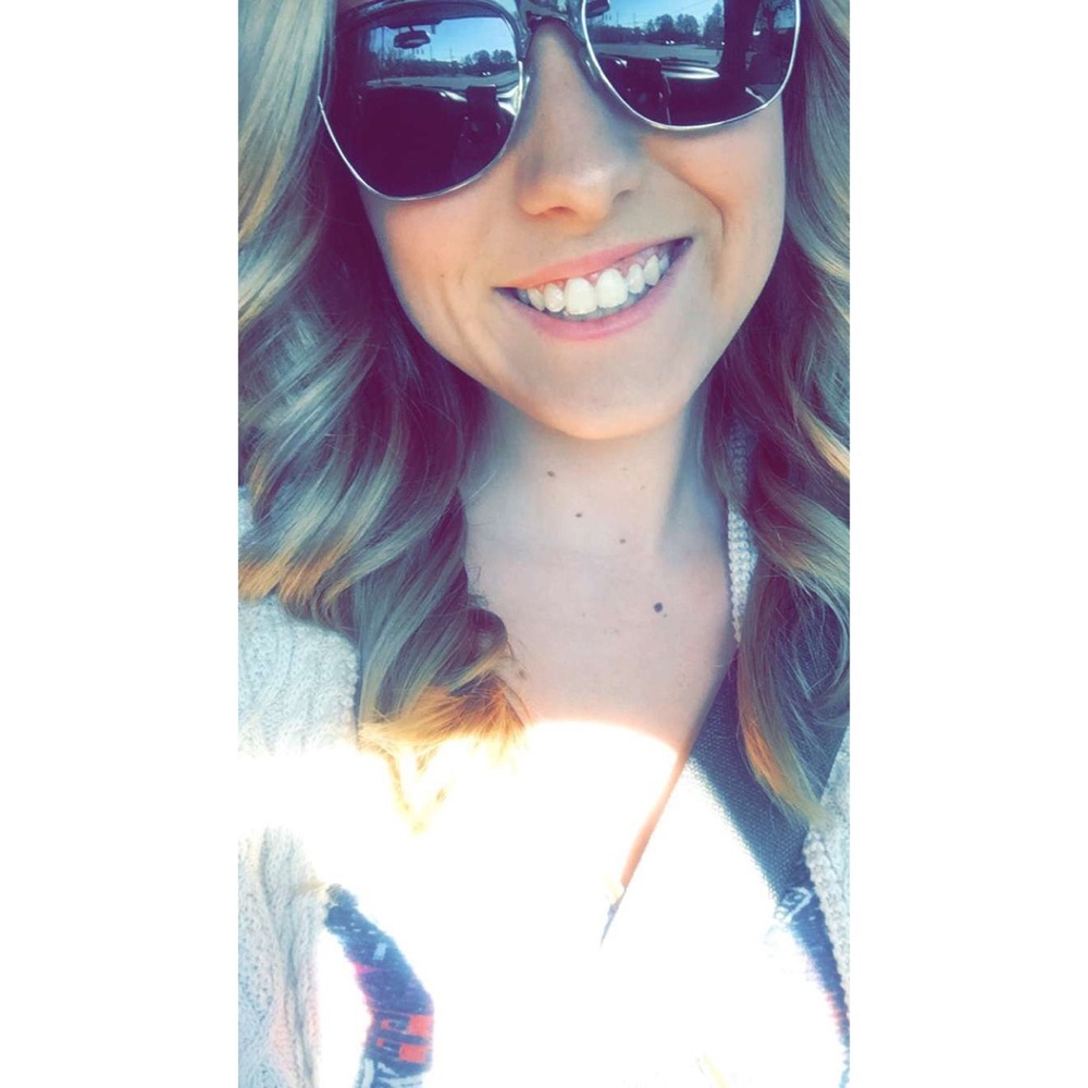 Meet your Posher, Candice