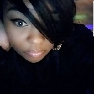 Meet your Posher, Regina