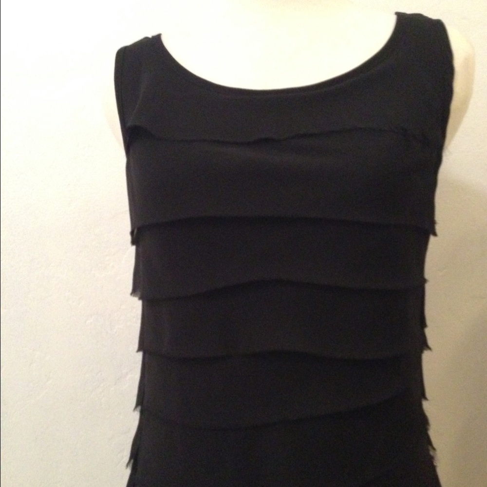 ✨Designer Black Ruffle Mid-Length Cocktail Dress - Picture 4 of 4