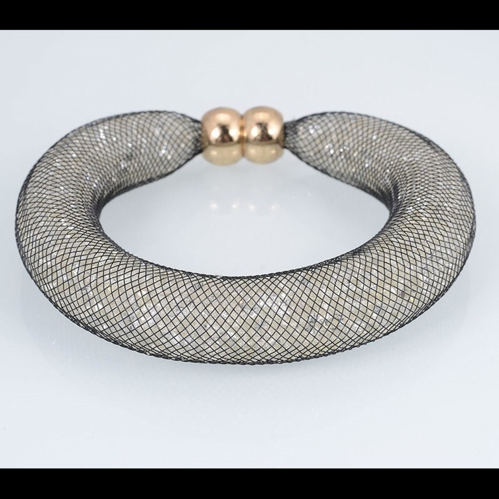 Thick Mesh Stardust Bracelet with magnetic closure