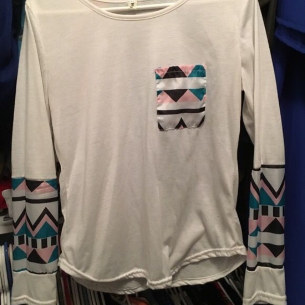 Women's long sleeve designed pocket shirt