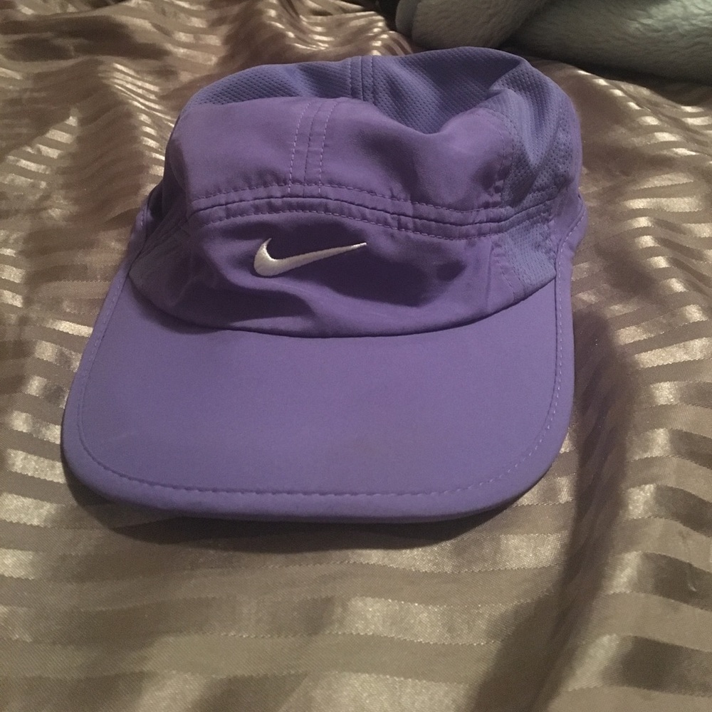 Nike dri-fit sports hat