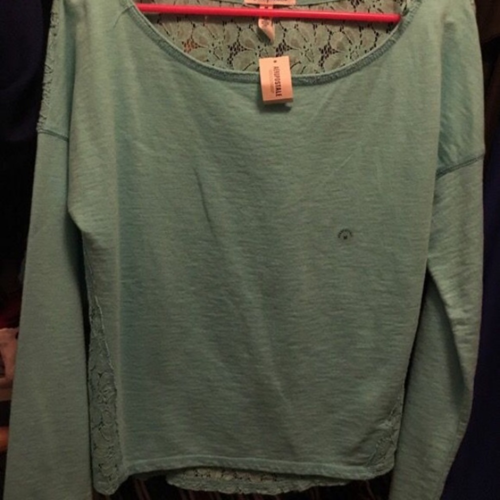Aeropostale long sleeve brand new