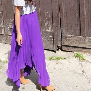 Club Monaco Pleated Maxi Skirt